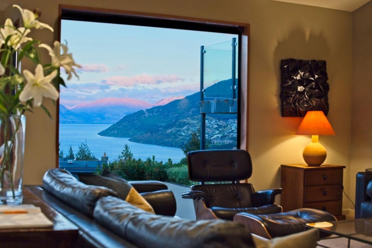 London Lane Villa Queenstown Exterior photo